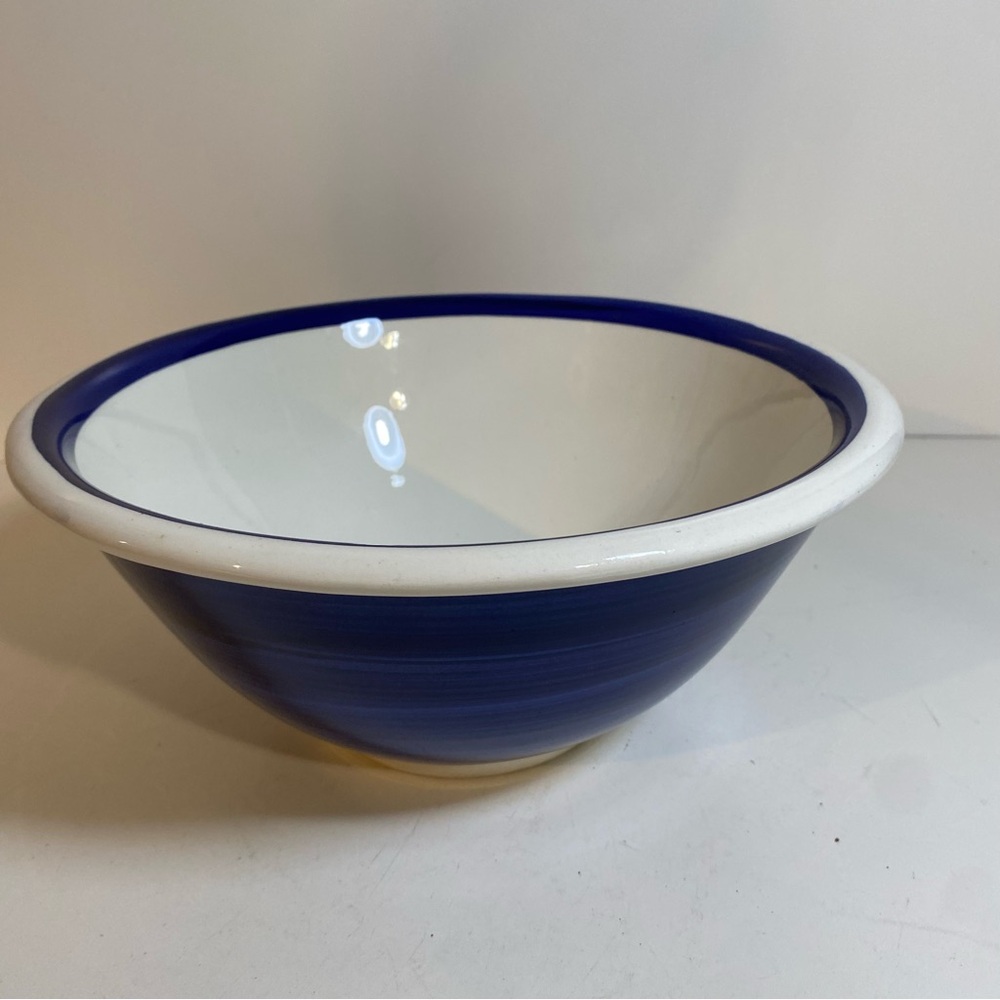 Himark Pottery Serving/Mixing White & Blue Swirl Glaze Bowl 10.5” Diameter Italy